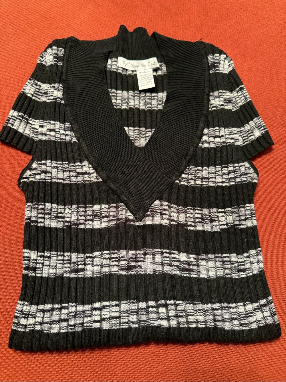 Love By Design Black & White Ribbed V-Neck Short Sleeve Sweater